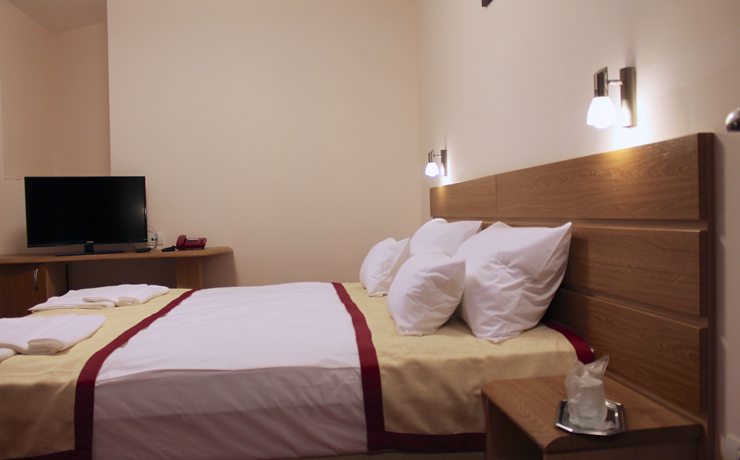 Cazare Hotel Carpati Predeal Camere si cazare Hotel carpati Predeal